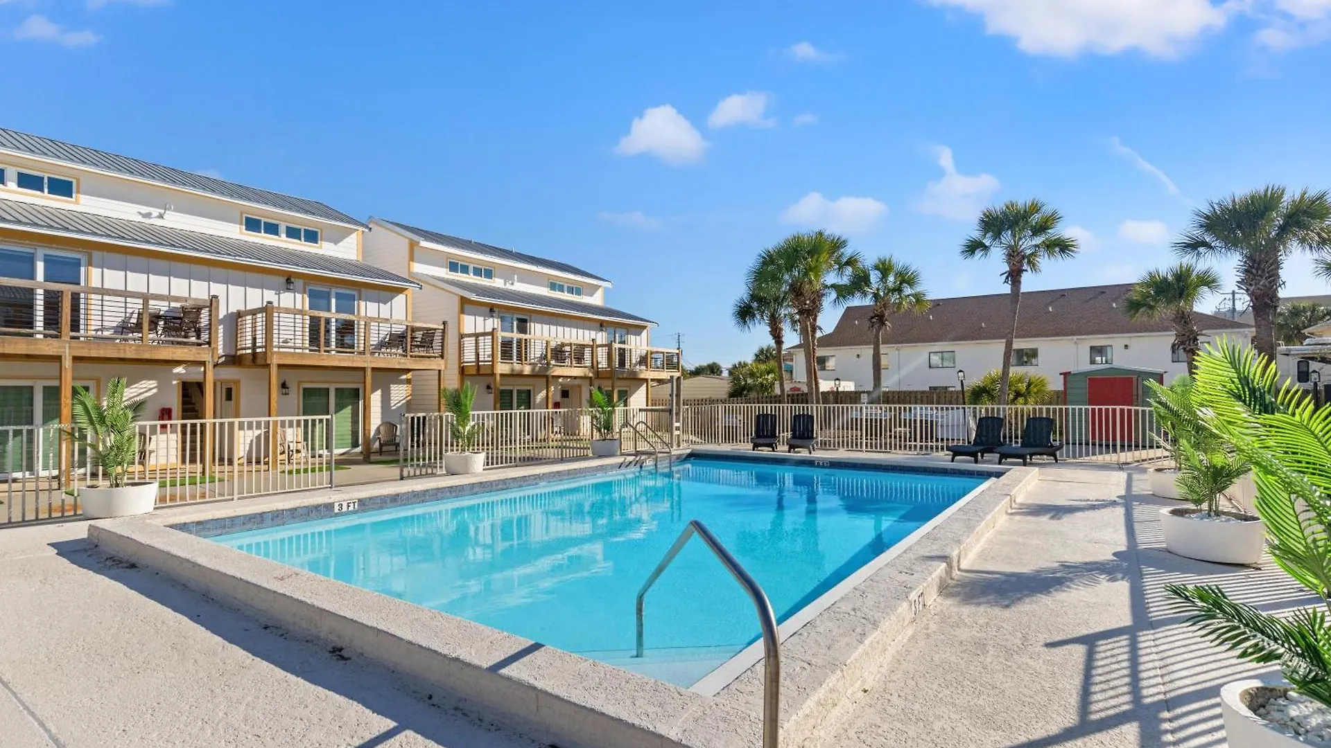 Ocean Breeze 2C Apartment Panama City Beach