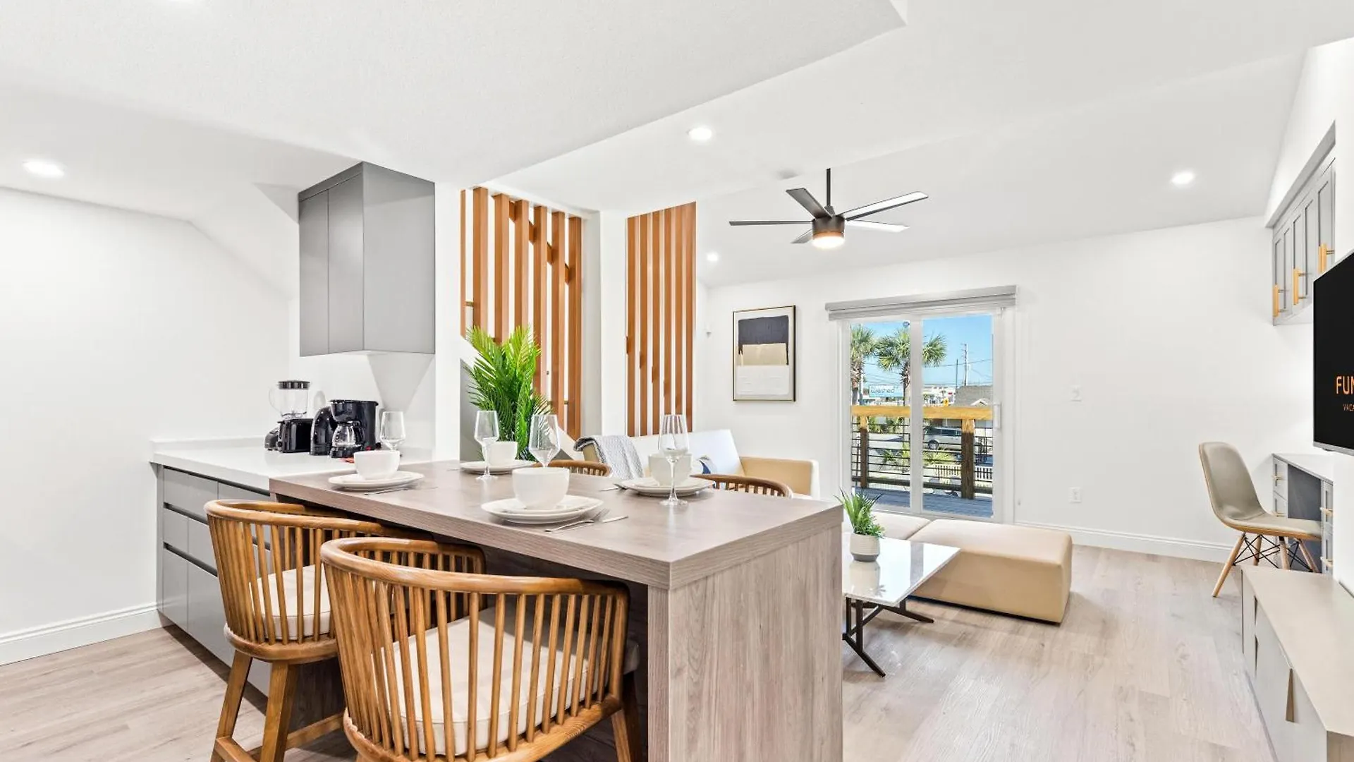 Ocean Breeze 2C Apartment Panama City Beach